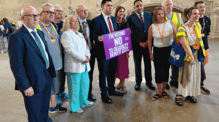 Government ignores warnings of new DWP deaths, and UN intervention, as MPs pass universal credit cuts bill