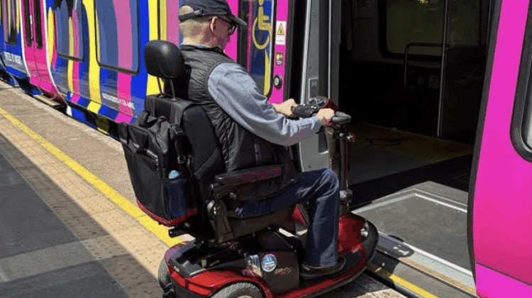 Level boarding pledge in government strategy is welcomed, but railways bill amendments are still vital